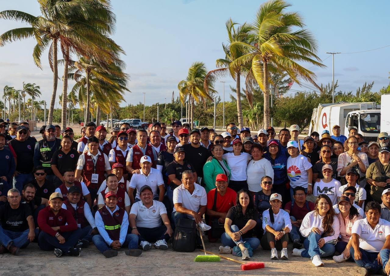 Lidera Ana Paty Peralta mega limpieza en malecón Tajamar