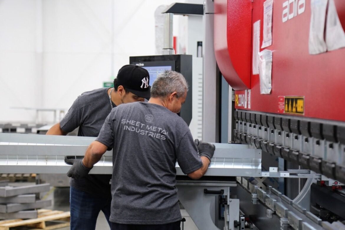 Gobierno de la Gente acerca más de 16 mil 300 oportunidades laborales a través de Coneecta