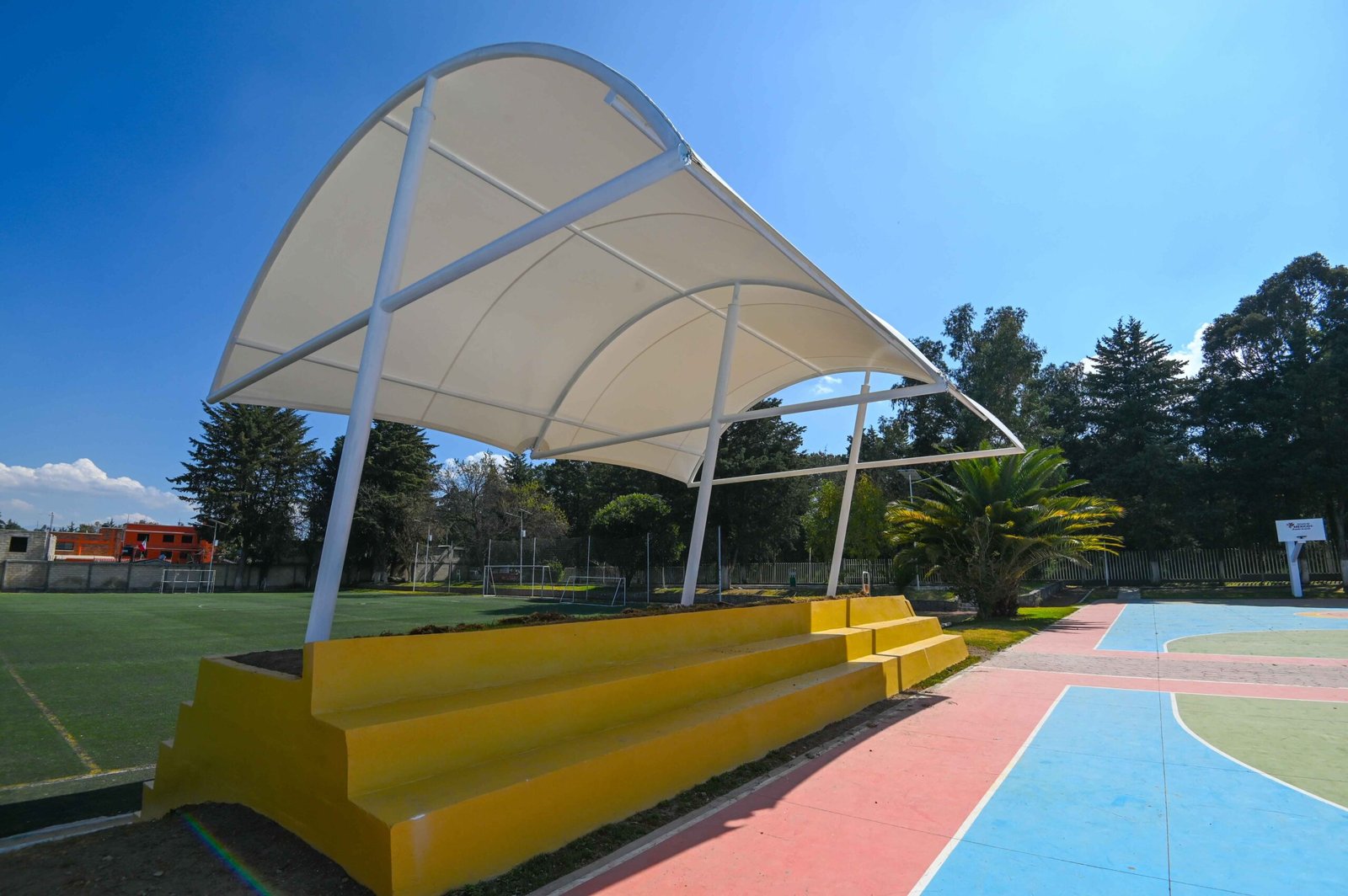 Impulsan deporte y convivencia familiar con rehabilitación de espacios públicos