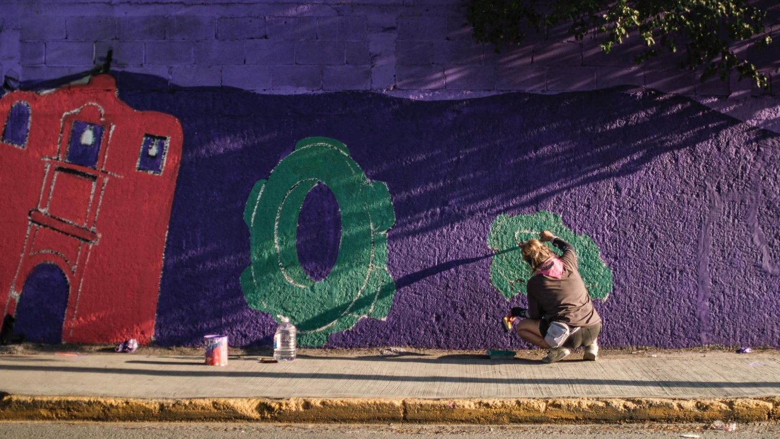 Colectivo de muralistas de Iztapalapa plasma su arte en las calles de General Escobedo, Nuevo León