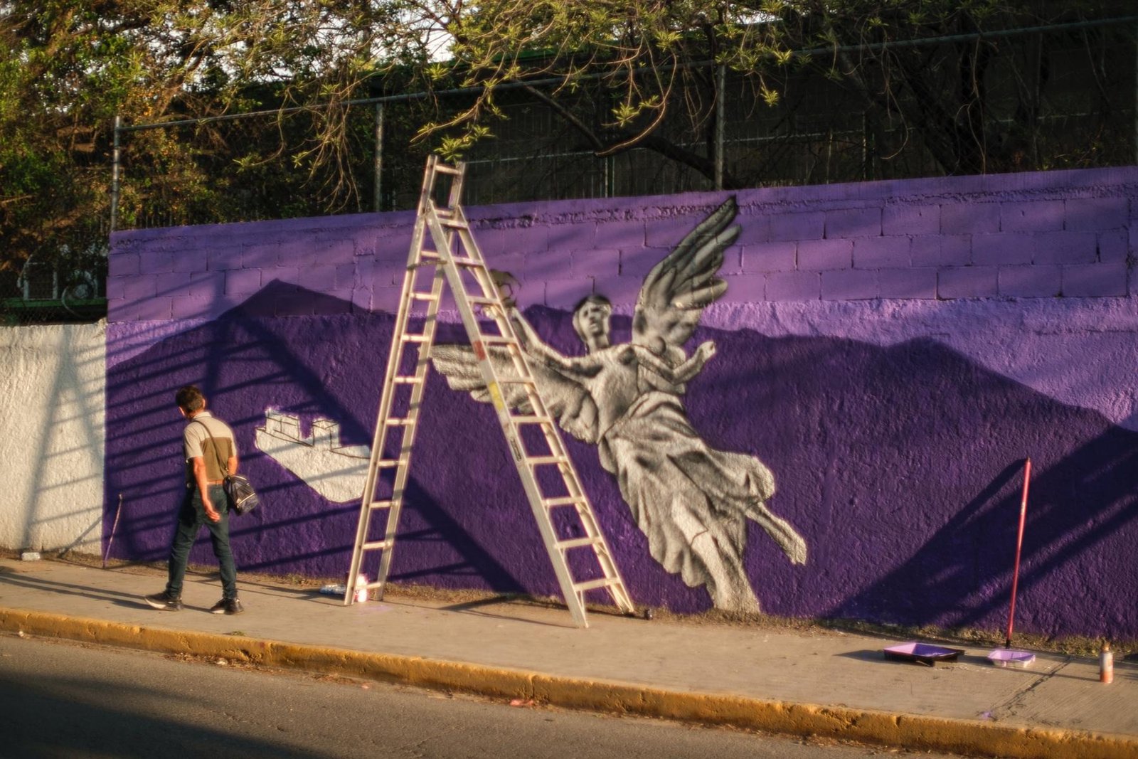 Colectivo de muralistas de Iztapalapa plasma su arte en las calles de General Escobedo, Nuevo León