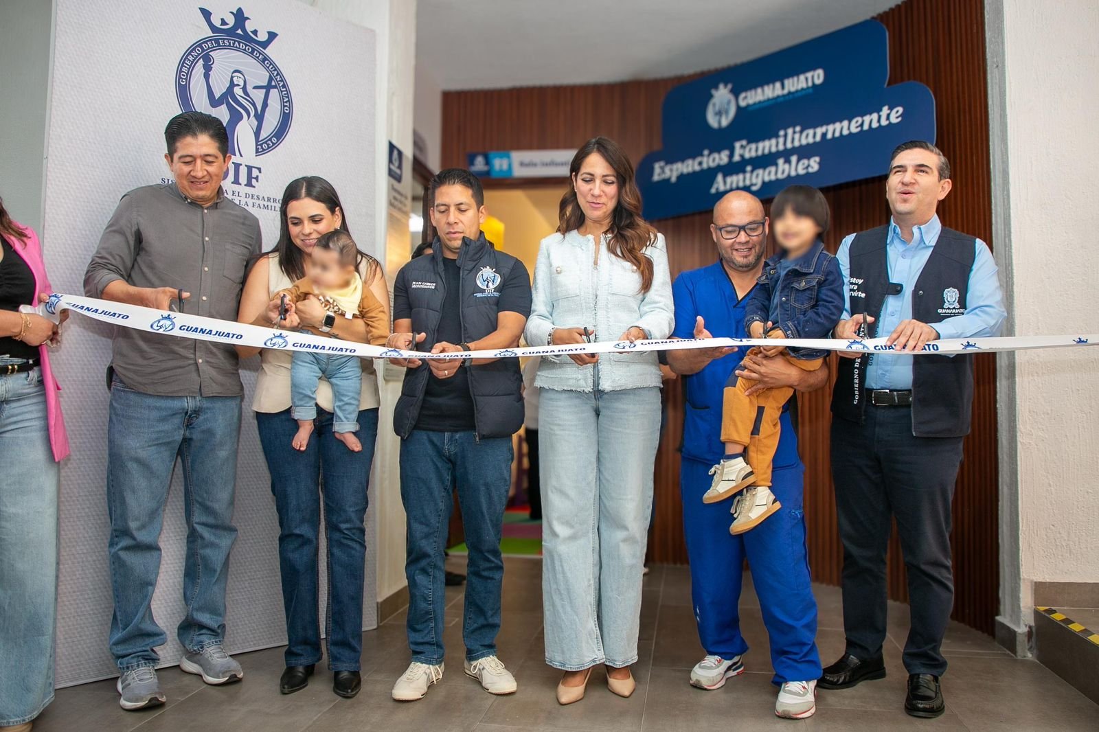 Inaugura Gobernadora Espacios Familiarmente Amigables