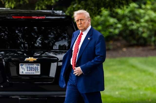 Realiza Trump nuevo indulto masivo de aliados políticos, socios y celebridades