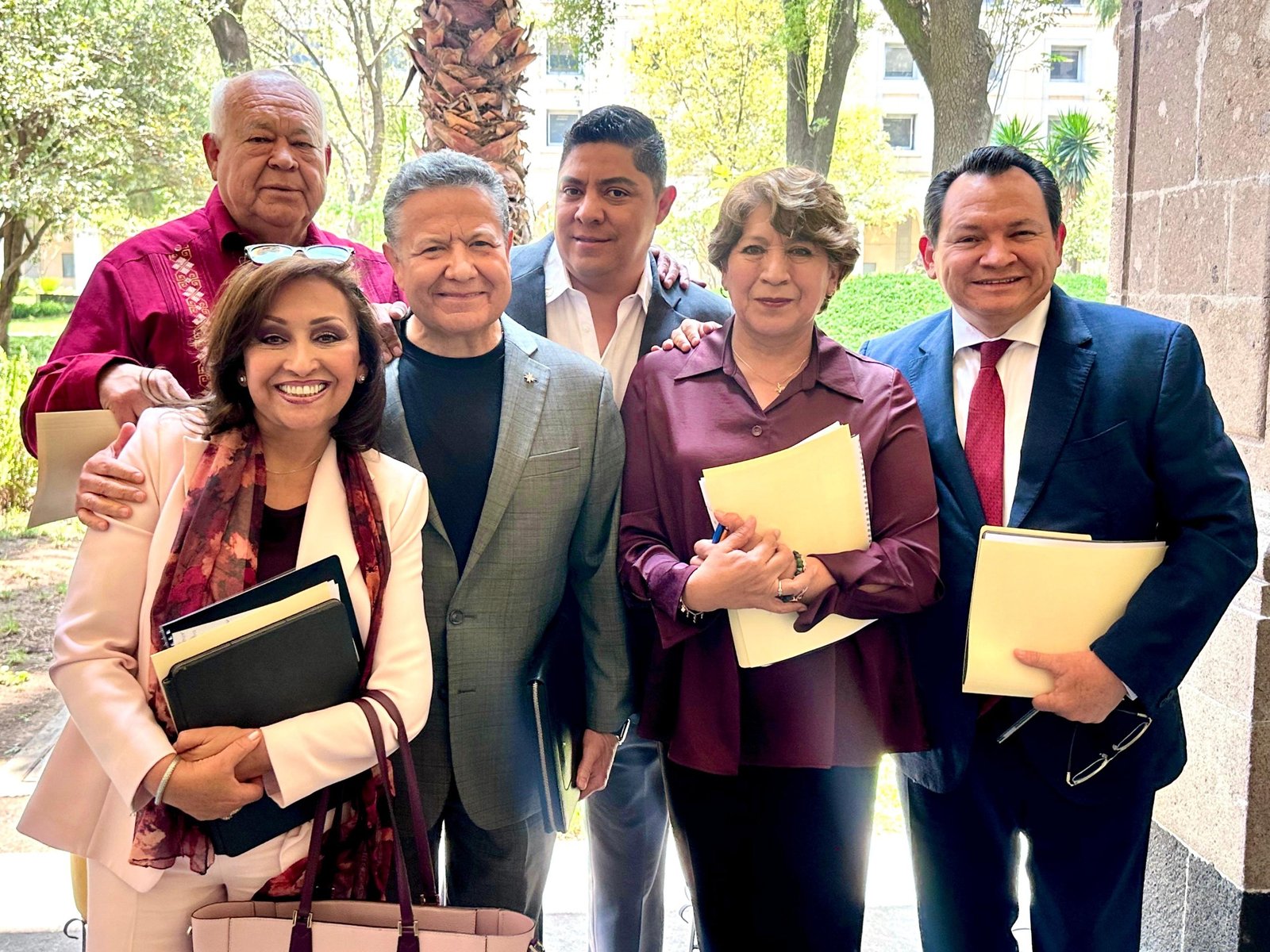 Presidenta Sheinbaum y gobernadora Gómez revisan avances del IMSS- Bienestar