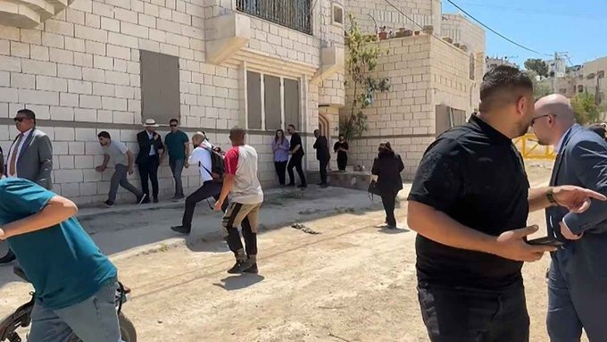 Dispara Ejército de Israel contra diplomáticos en Cisjordania