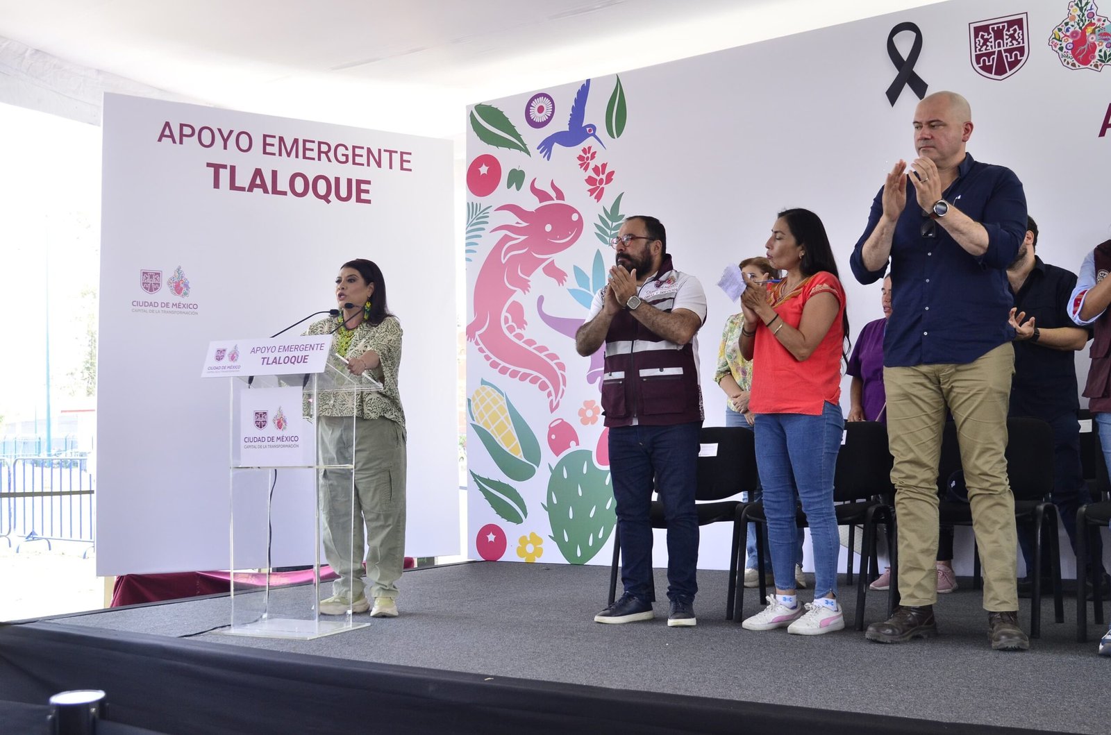 Entrega Brugada apoyos a 736 familias afectadas por lluvias en Iztapalapa