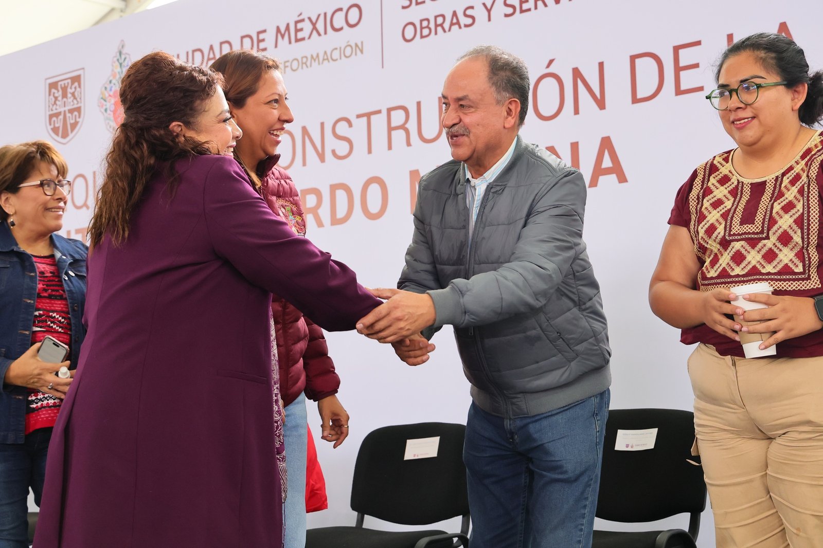 Coloca Clara Brugada primera piedra de la Utopía Eduardo Molina
