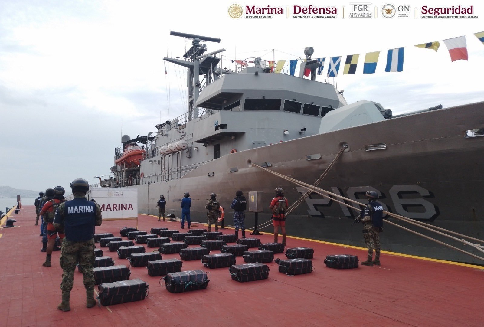 Incauta Marina más de una tonelada de cocaína en Guerrero
