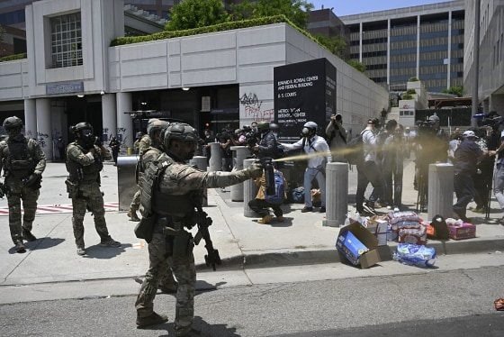 Despliega Trump Guardia Nacional en Los Ángeles