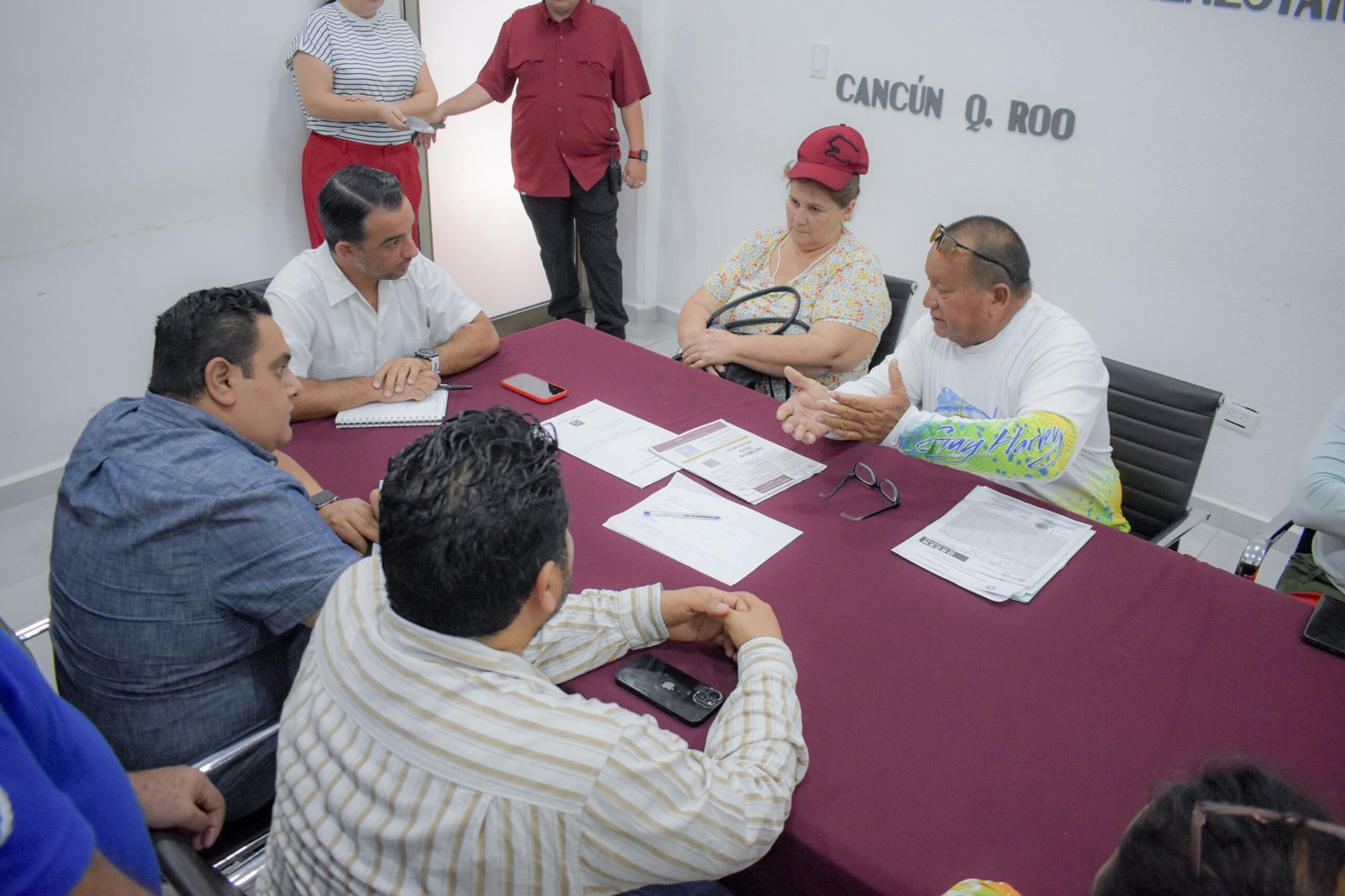 Gobierno de BJ mantiene puertas abiertas al diálogo y atención ciudadana