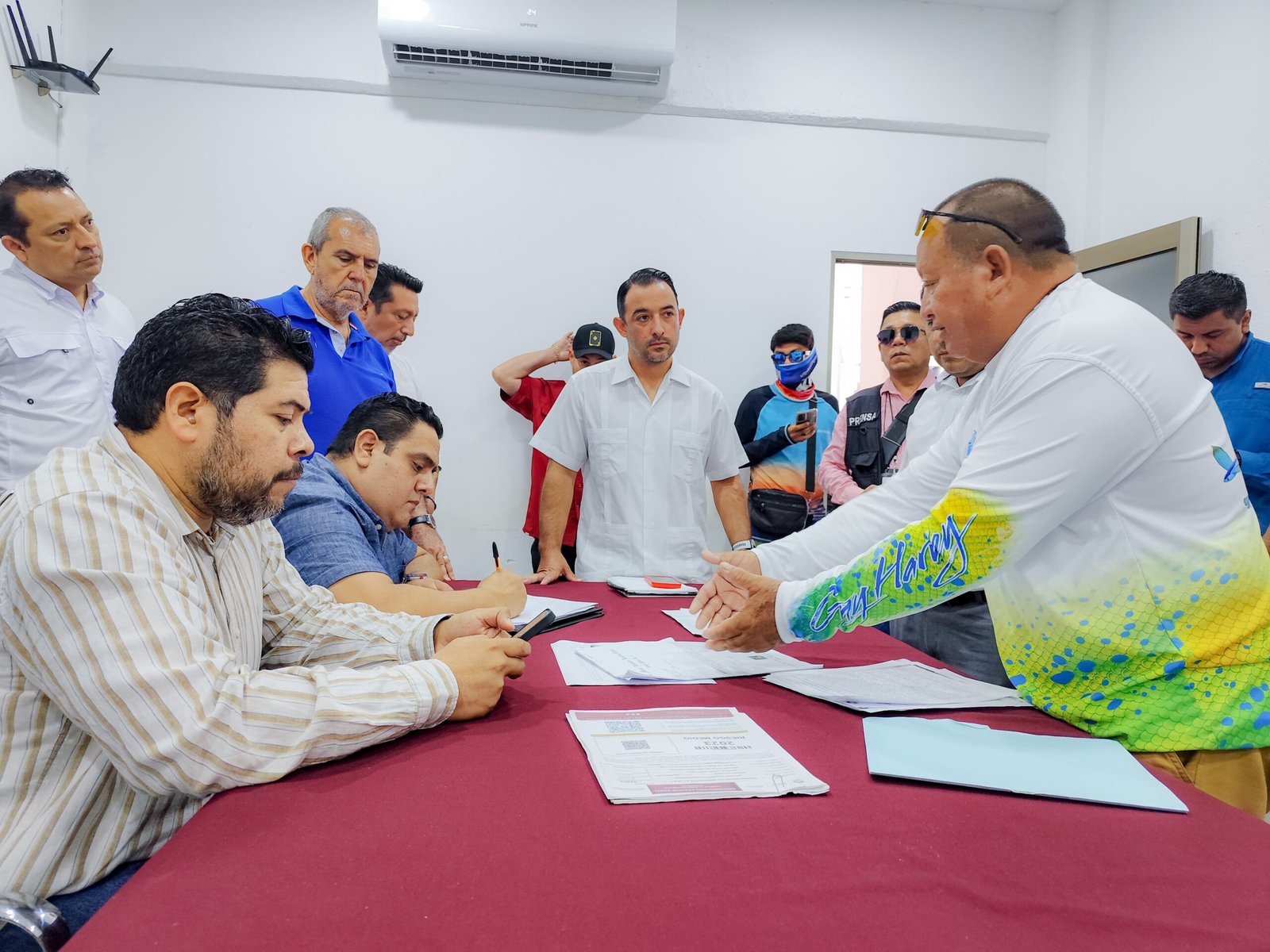Gobierno de BJ mantiene puertas abiertas al diálogo y atención ciudadana