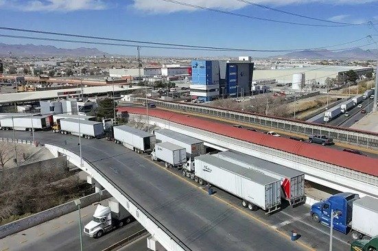 Cayeron en abril exportaciones de México a EU por aranceles