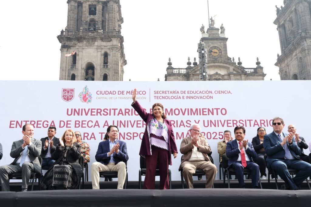 Brugada impulsa derecho a la educación con más de 75 mil Becas de Transporte