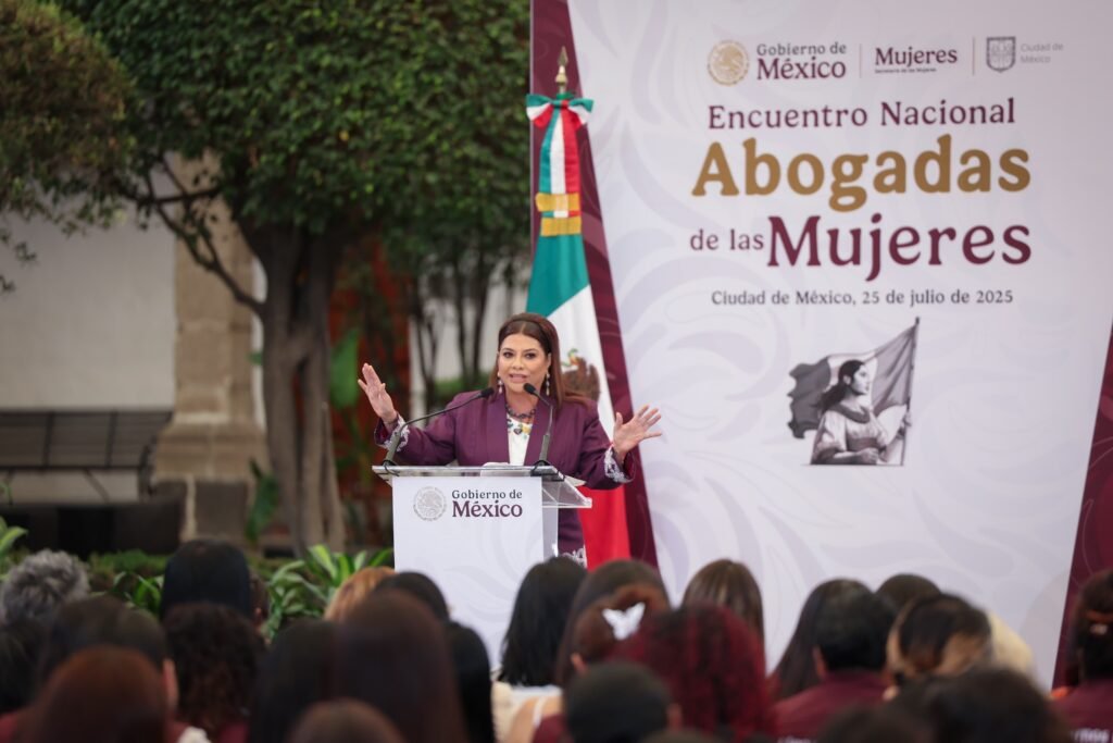Ratifica Brugada compromiso por el derecho de las mujeres a una vida libre de violencia