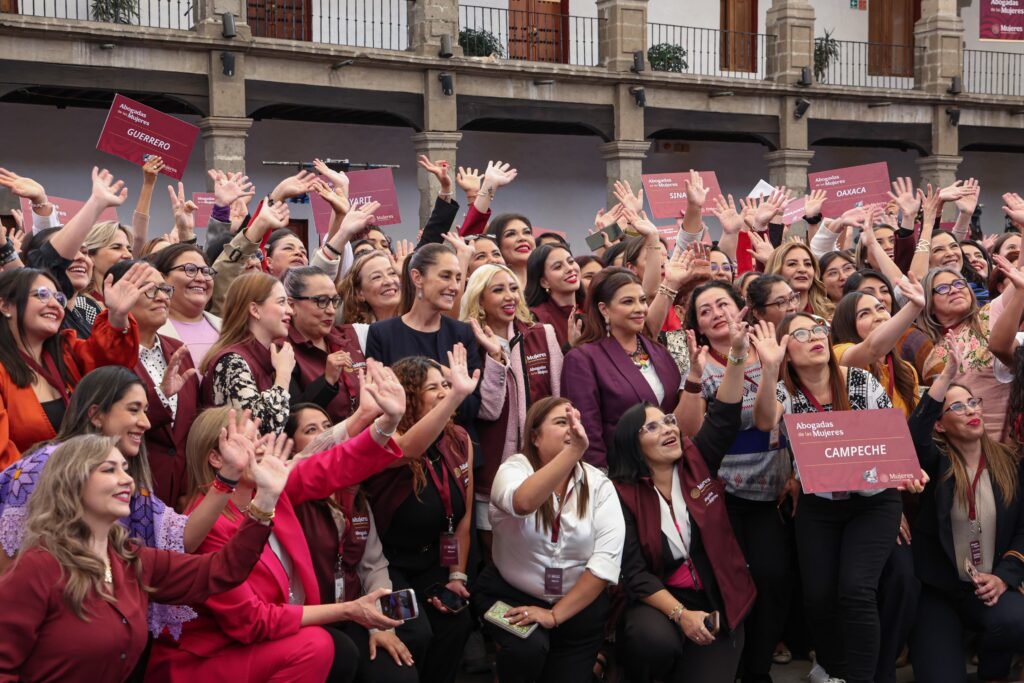 Ratifica Brugada compromiso por el derecho de las mujeres a una vida libre de violencia