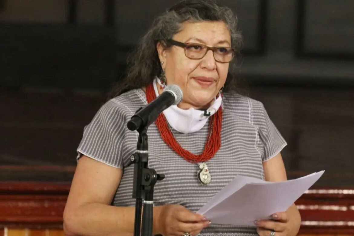 Renuncia Teresa Reyes Sahagún a la CNB