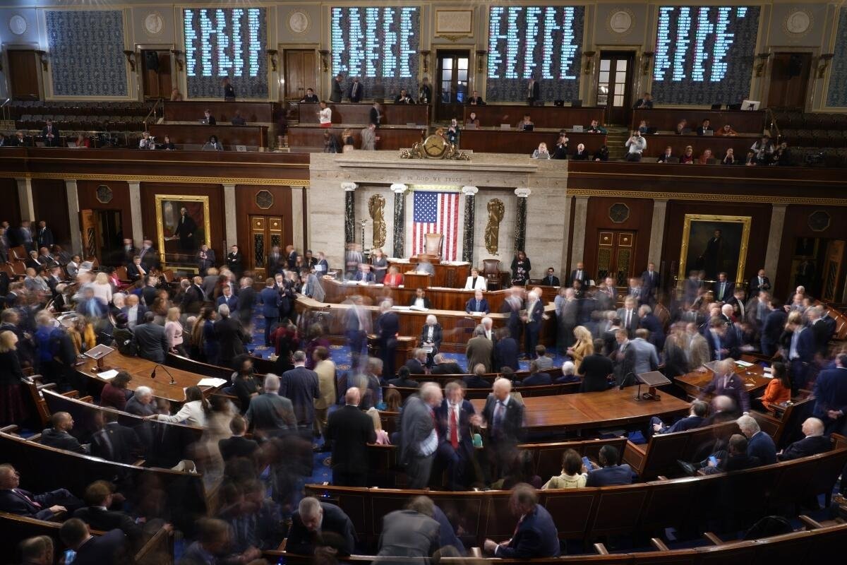 Aprueba Cámara de Representantes de EU proyecto fiscal de Trump