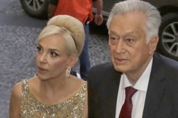 Transferencias millonarias a la pareja de Bartlett vinculan a la 4T con operadores de García Luna