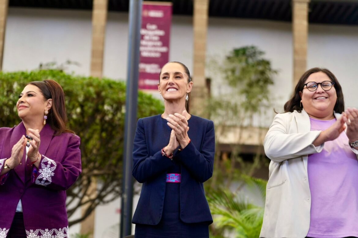 Presenta Sheinbaum nueva red de Abogadas de las Mujeres
