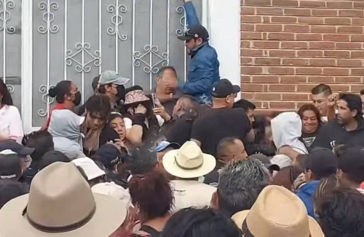 Se desata conflicto en Coatlinchán por cambio en comité de agua potable