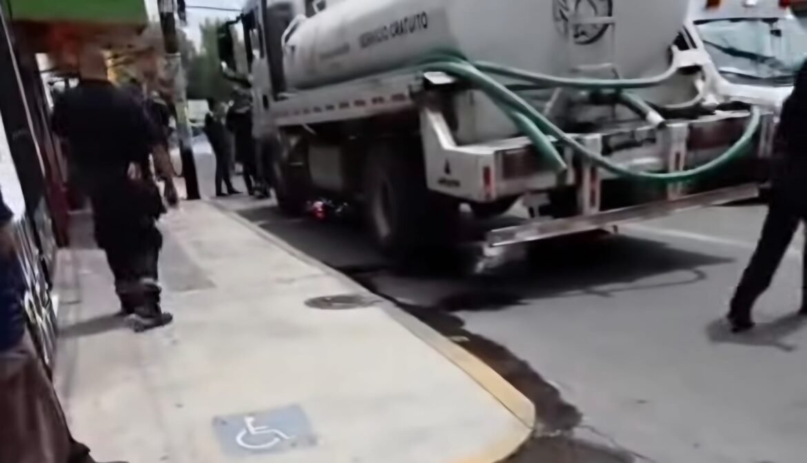 Muere adulto mayor atropellado por pipa del ODAPAS en Chimalhuacán