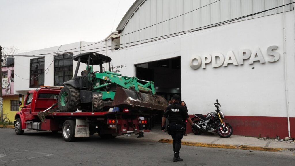 Recuperan trascabo robado al OPDAPAS La Paz; exfuncionarios bajo investigación