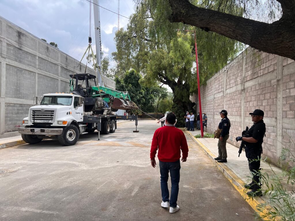 Recuperan trascabo robado al OPDAPAS La Paz; exfuncionarios bajo investigación
