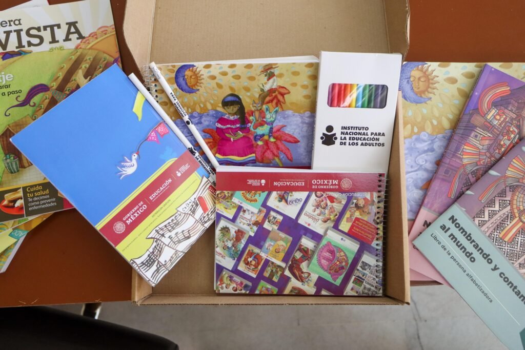 Nezahualcóyotl se suma a campaña nacional para alfabetizar a 3 mil personas