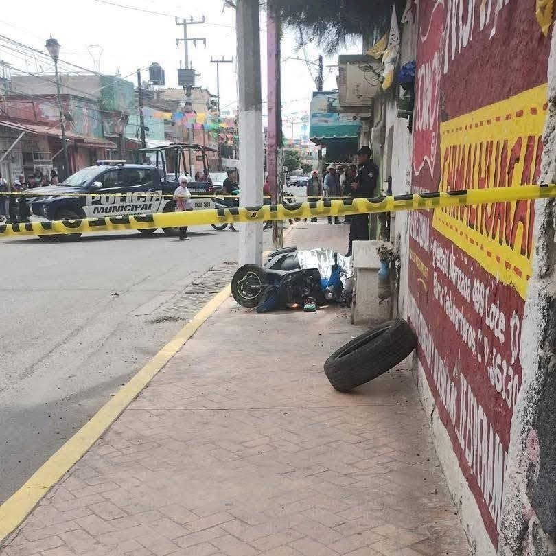 Aumentan accidentes en Chimalhuacán por calles llenas de baches y falta de mantenimiento