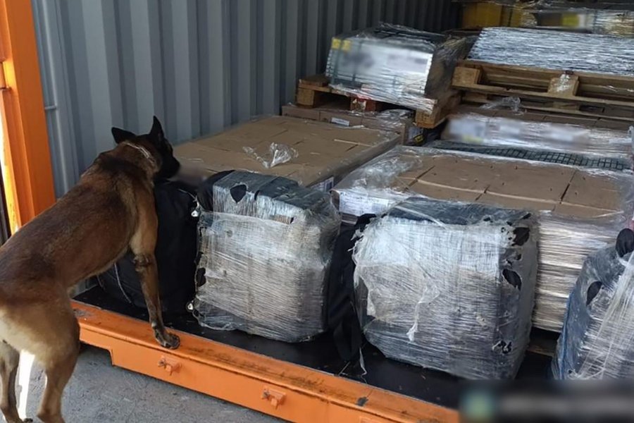 Aseguran más de una tonelada de metanfetamina en Baja California Sur