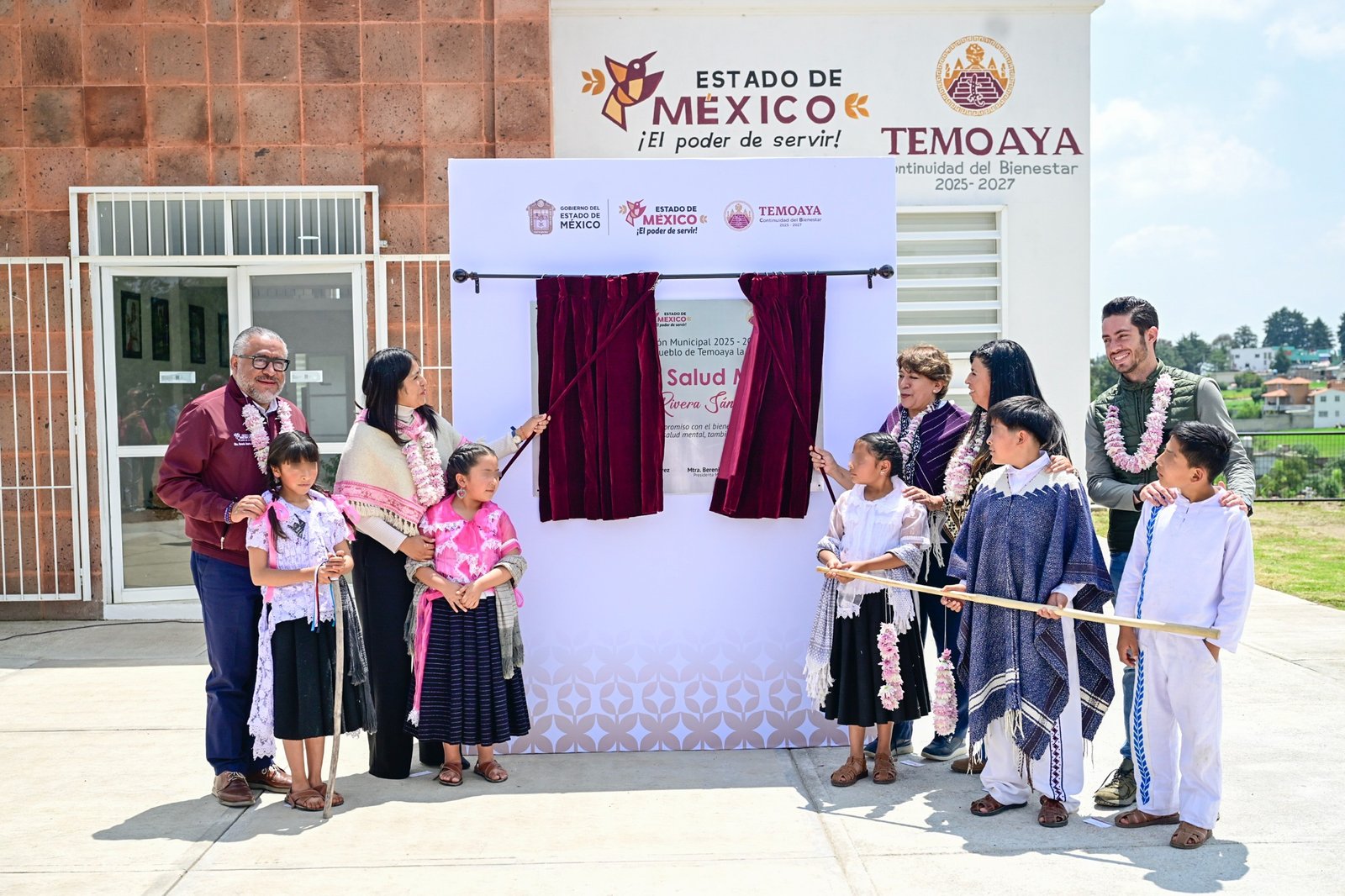 Inaugura gobernadora Delfina Gómez Álvarez clínica de salud mental en Temoaya
