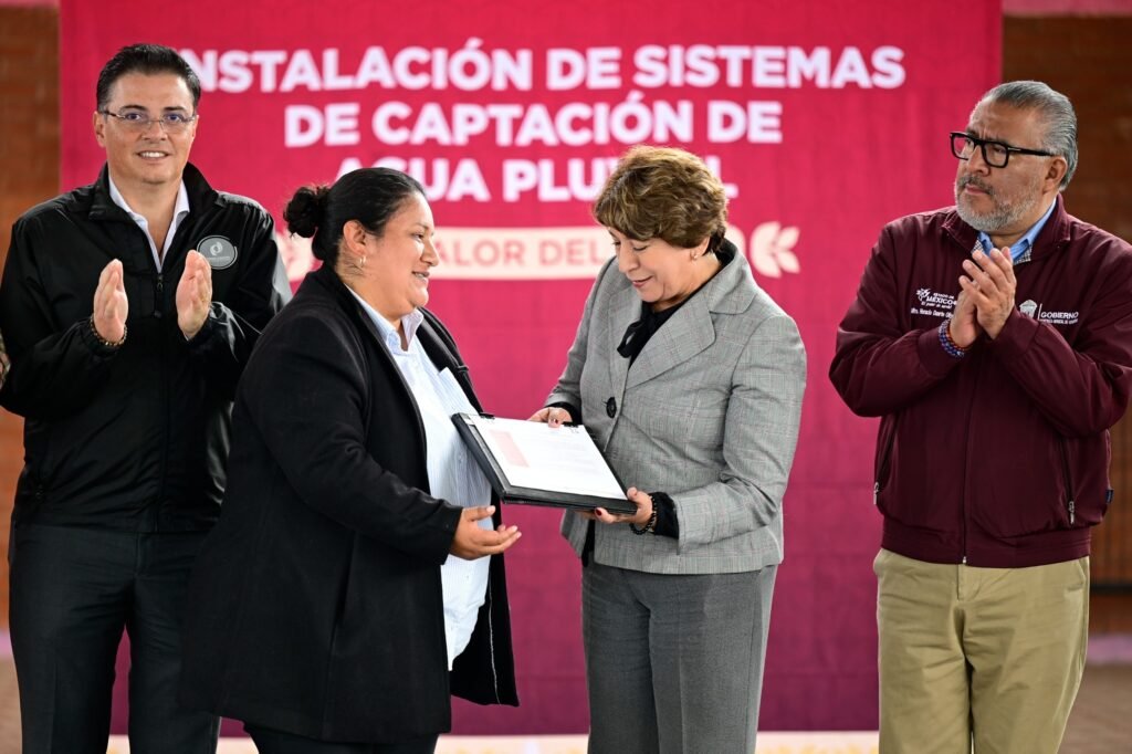 Gobierno de la Maestra Delfina Gómez garantiza agua a familias, escuelas y hospitales