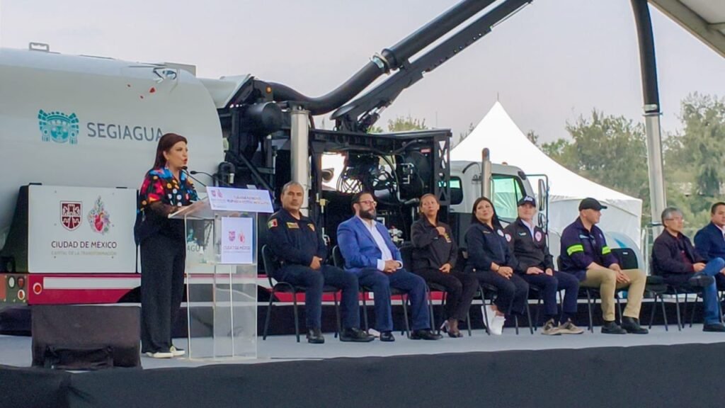Clara Brugada da banderazo de salida a Plan Tlaloque Reforzado
