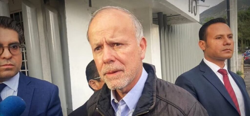 Sentencian a dos a 11 años y un mes por atentado contra Ciro Gómez Leyva