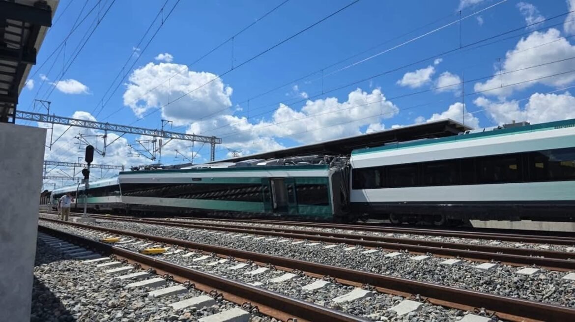 Se descarrila el Tren Maya en la estación de Izamal, Yucatán