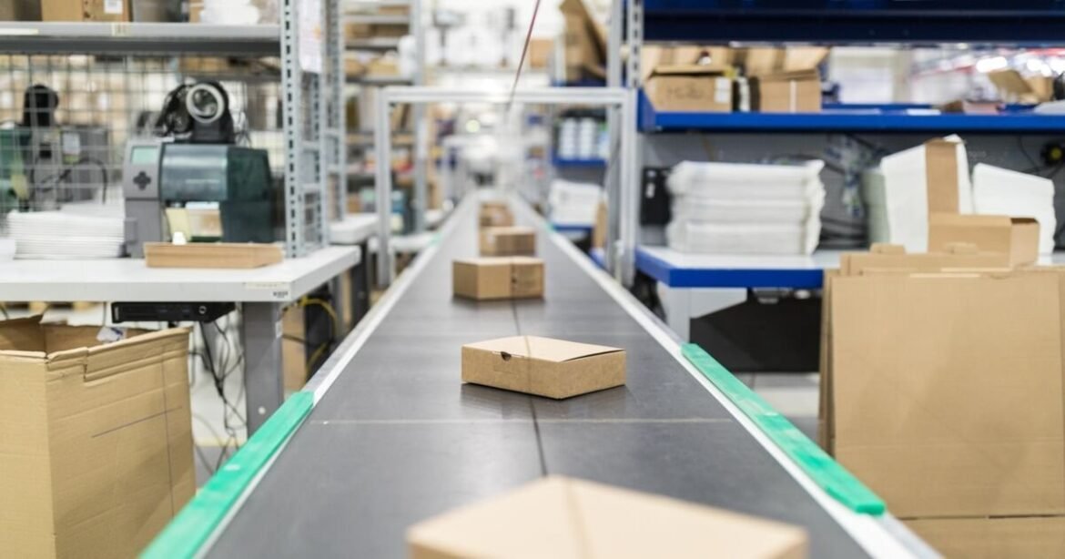 Suspende Correos de México envíos postales y de paquetería a EU