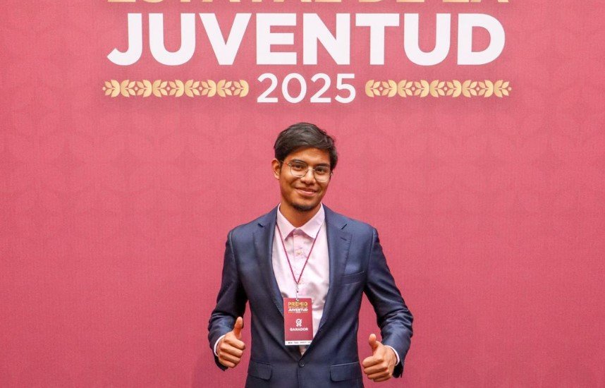 Joven de Neza gana Premio Estatal de la Juventud por proyecto ecológico