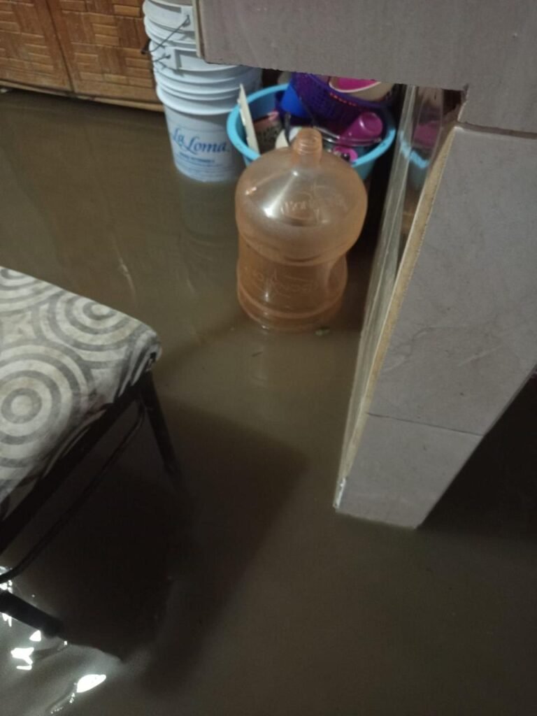 Vecinos de Víctor Puebla denuncian abandono tras inundación y fallas en cárcamo