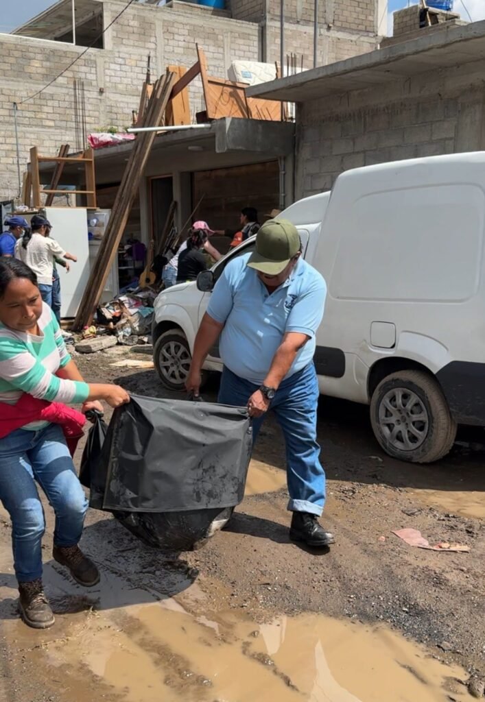 Más de 100 familias afectadas por inundación en Ixtapaluca siguen sin ayuda oficial