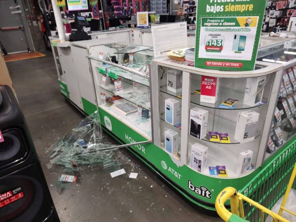 Asalto en Bodega Aurrerá de Gallineros en Tecámac