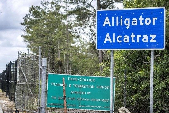 Jueza de Miami ratifica cierre de «Alcatraz de los Caimanes»