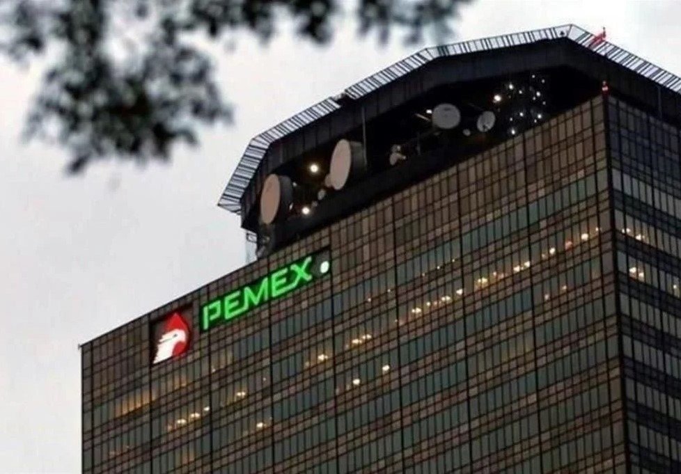 Eleva Fitch Ratings la calificación crediticia de Pemex
