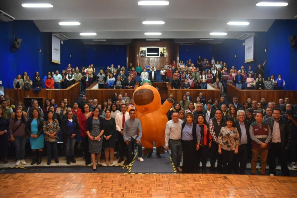 Arrancan actividades los 54 Centros DIF de la CDMX ciclo 2025-2026