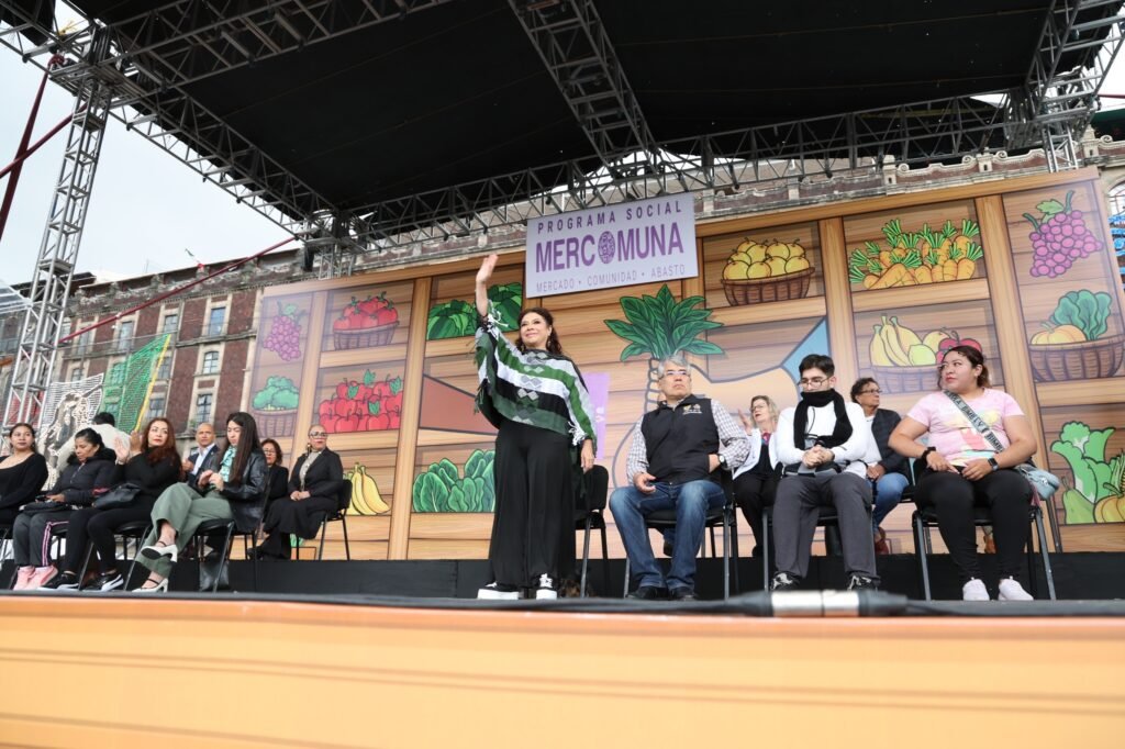 Clara Brugada anuncia que 335 mil familias serán beneficiadas con Mercomuna