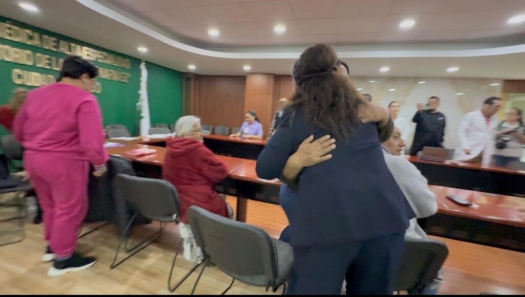 Reafirma Clara Brugada apoyo a víctimas y familias afectadas por explosión de pipa