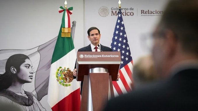 Ataque a embarcación con droga fue ordenado por Trump