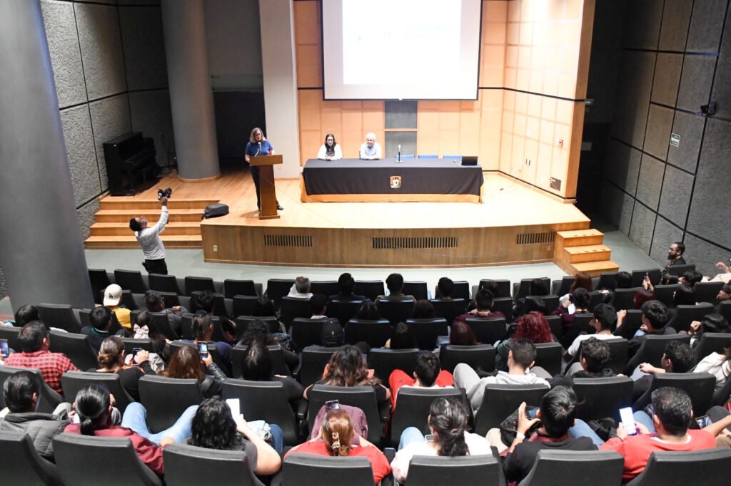UNAM anuncia primera feria de ciencias en Neza 2025
