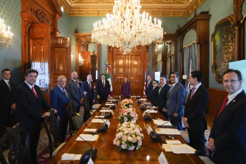 México y EU acuerdan grupo de alto nivel contra cárteles, pero no firman acuerdo