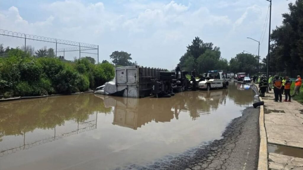 Caos vehicular en la zona oriente por cierre del Periférico Oriente