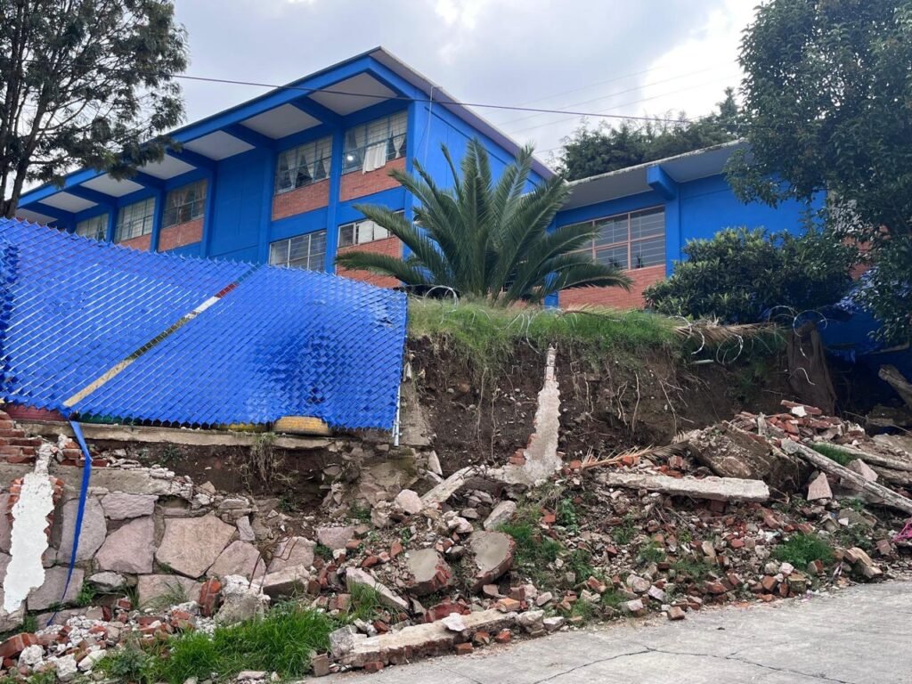 Denuncian robo en la Escuela Primaria Niño Artillero